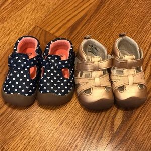 Carter’s crawl shoes for baby girl size 2.5